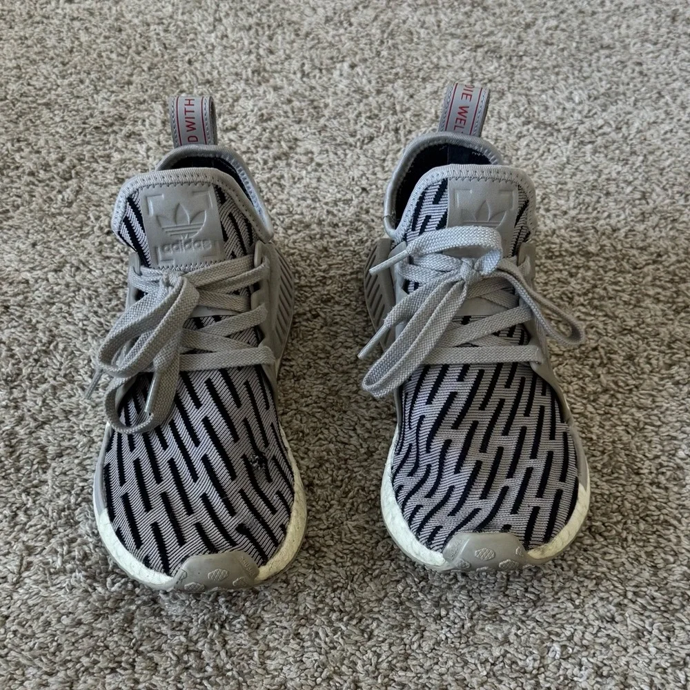 Adidas NMD R1 - Picture 3 of 9